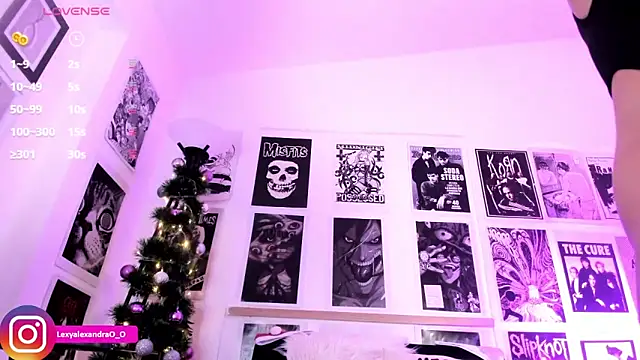 Snapshot of Lexyjoycce chatting on December 22, 9:12 pm Lexyjoycce online show from December 22, 9:12 pm