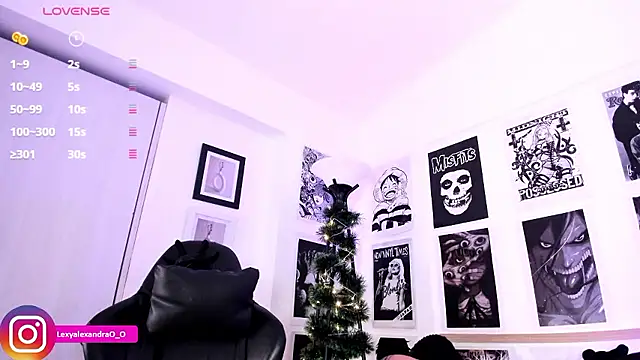 Snapshot of Lexyjoycce chatting on January 6, 9:07 pm Lexyjoycce online show from January 6, 9:07 pm