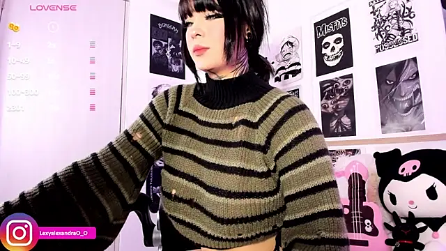 Snapshot of Lexyjoycce chatting on April 15, 9:04 pm Lexyjoycce online show from April 15, 9:04 pm
