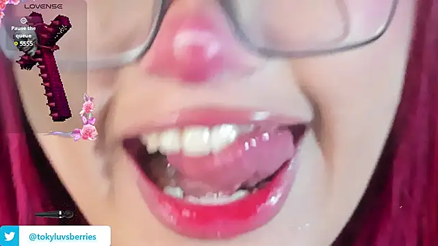 toky doll online show from January 9, 9:26 pm