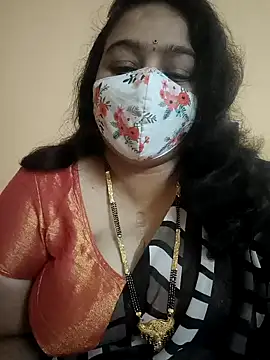 neelu-hoty online show from December 29, 8:04 pm