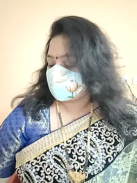 neelu-hoty online show from December 30, 3:46 pm