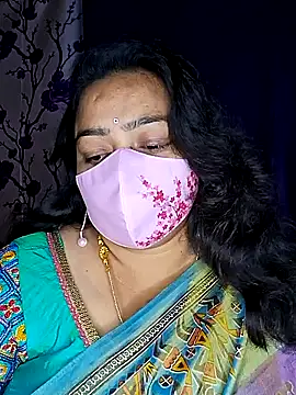 neelu-hoty online show from January 7, 5:20 pm