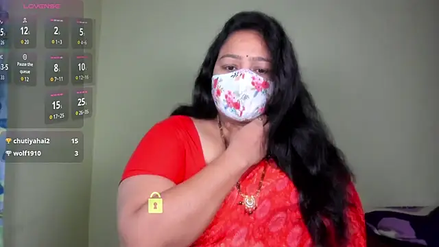 Snapshot of neelu-hoty chatting on June 2, 11:23 am neelu-hoty online show from June 2, 11:23 am