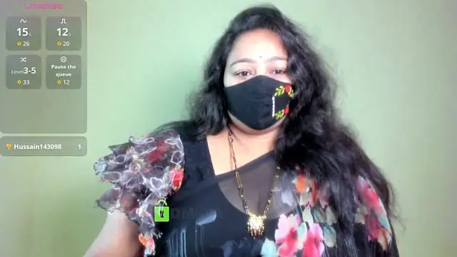 Snapshot of neelu-hoty chatting on June 7, 9:02 am neelu-hoty online show from June 7, 9:02 am