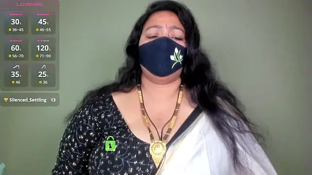 Snapshot of neelu-hoty chatting on June 12, 12:04 pm neelu-hoty online show from June 12, 12:04 pm