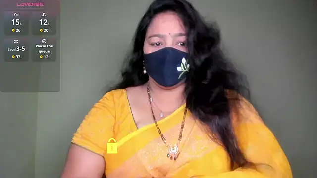 Snapshot of neelu-hoty chatting on July 2, 12:00 pm neelu-hoty online show from July 2, 12:00 pm