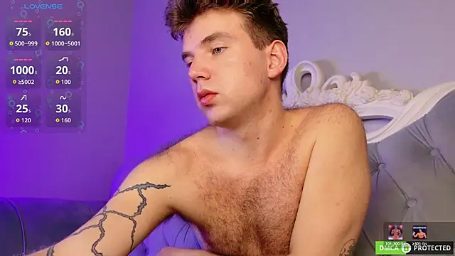 ArthurWhitee online show from April 20, 1:36 pm