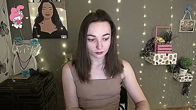  Barbie Kiss  online show from February 4, 6:25 am