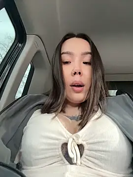 Asian Asami online show from April 18, 2:32 pm