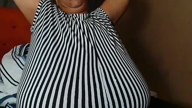 tinagiant online show from March 10, 5:56 am