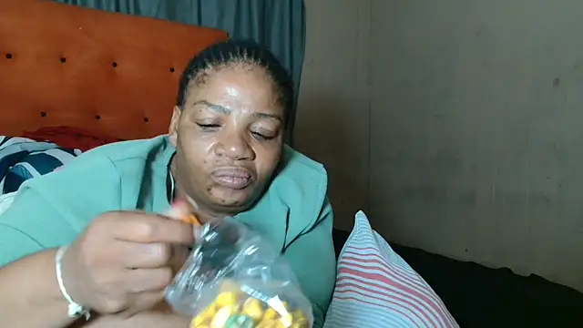 tinagiant online show from March 14, 12:06 am