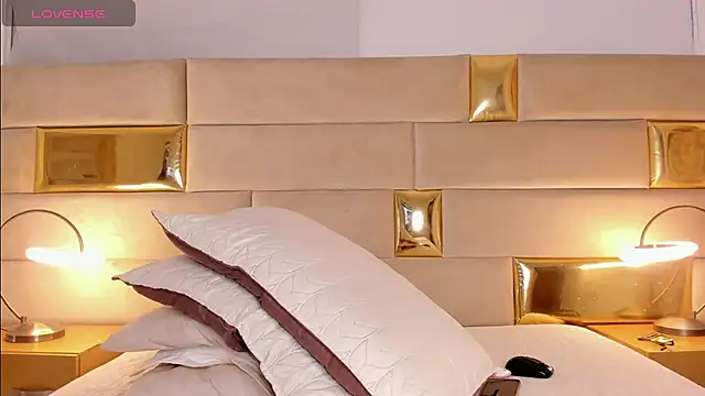 Arii stone online show from March 22, 7:04 am