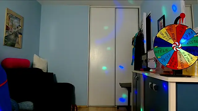 sexyjennyeu online show from September 10, 7:58 pm