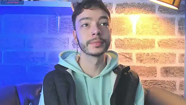 noah ricci online show from October 31, 12:39 pm