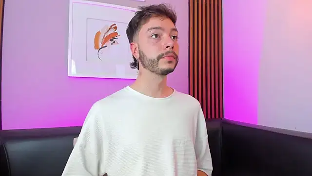 noah ricci online show from April 21, 3:57 am