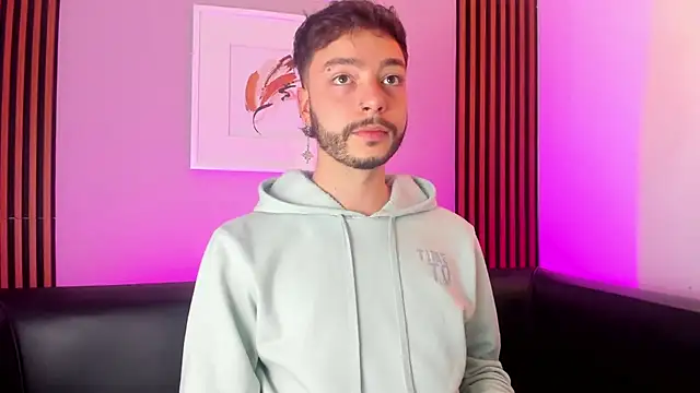 noah ricci online show from April 22, 3:53 am