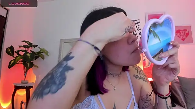 AnnieHuntters online show from February 7, 2:50 am