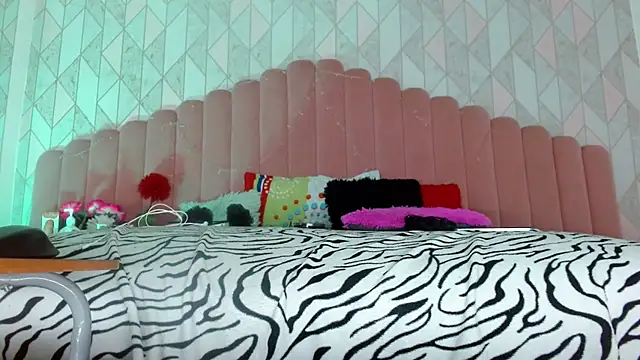 angelyy 02 online show from December 5, 3:48 am