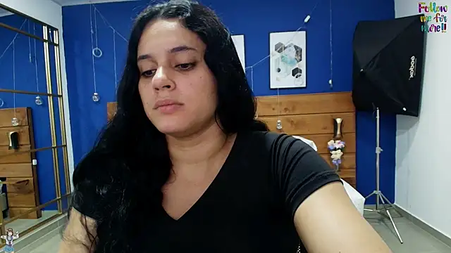 dahiana spark online show from November 10, 8:19 pm