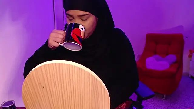 VenussTits97 online show from April 14, 11:22 pm