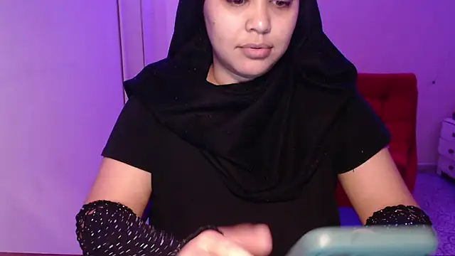 VenussTits97 online show from April 25, 11:35 pm