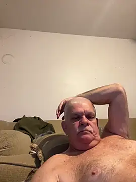Snapshot of Silver1959 chatting on June 11, 12:32 am Silver1959 online show from June 11, 12:32 am