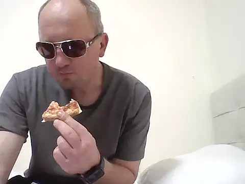 paul daniel online show from November 7, 8:31 pm