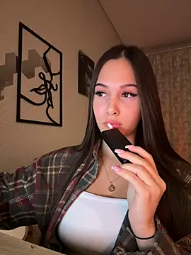 Snapshot of EricaWalls chatting on December 5, 5:17 pm EricaWalls online show from December 5, 5:17 pm