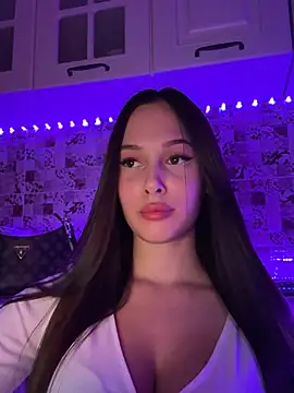 Snapshot of EricaWalls chatting on February 3, 3:20 am EricaWalls online show from February 3, 3:20 am