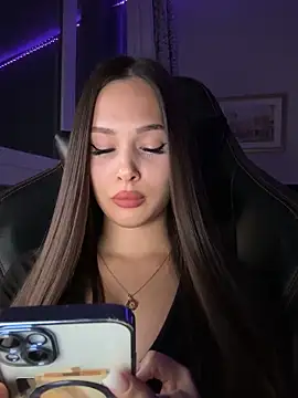 Snapshot of EricaWalls chatting on October 5, 10:29 pm EricaWalls online show from October 5, 10:29 pm