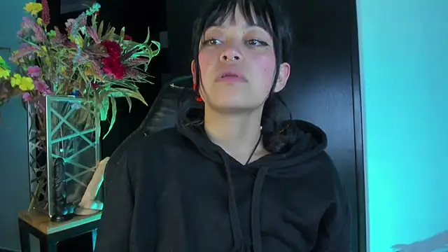 vanelope11 online show from March 1, 6:35 am