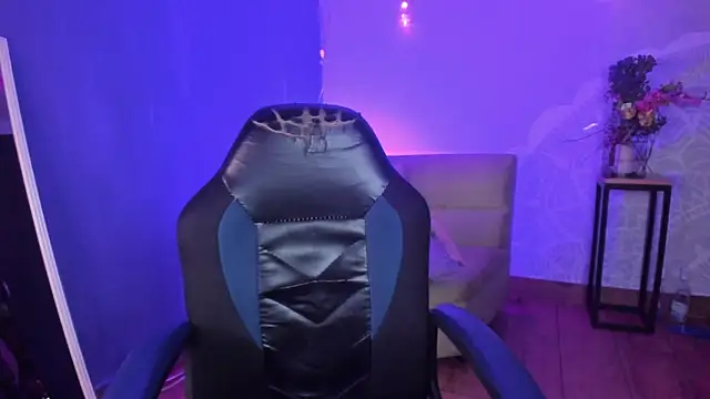 vanelope11 online show from March 5, 6:23 pm