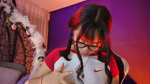 vanelope11 online show from April 17, 2:25 am