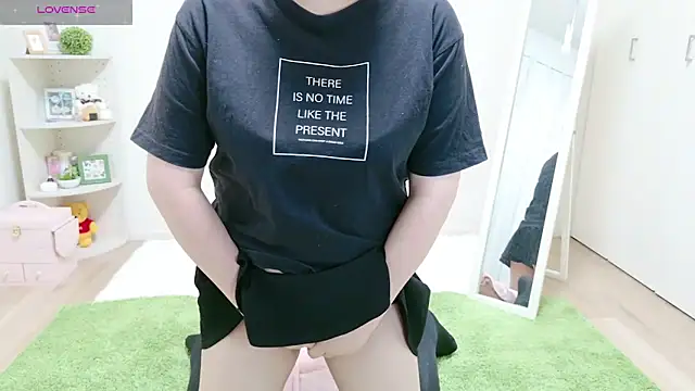 Snapshot of o-Aya-o chatting on December 21, 3:09 pm o-Aya-o online show from December 21, 3:09 pm