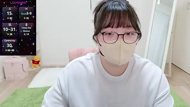 Snapshot of o-Aya-o chatting on January 10, 3:06 pm o-Aya-o online show from January 10, 3:06 pm