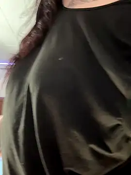 menaceswife online show from October 1, 6:36 pm