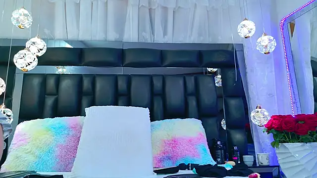 DahianaMoss online show from October 9, 11:52 am