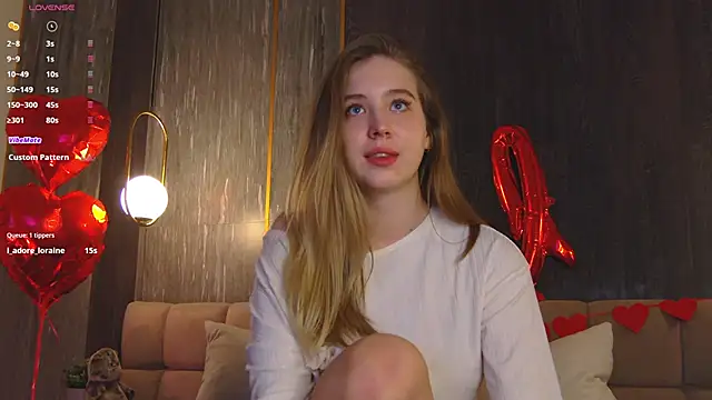 LoraineLuff online show from February 21, 9:22 pm