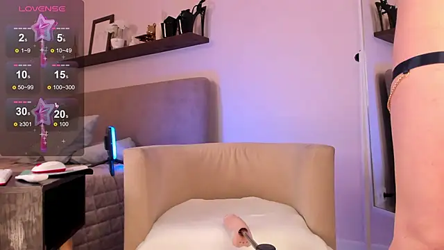 Snapshot of royce_ghost1 chatting on January 18, 1:08 pm royce ghost1 online show from January 18, 1:08 pm