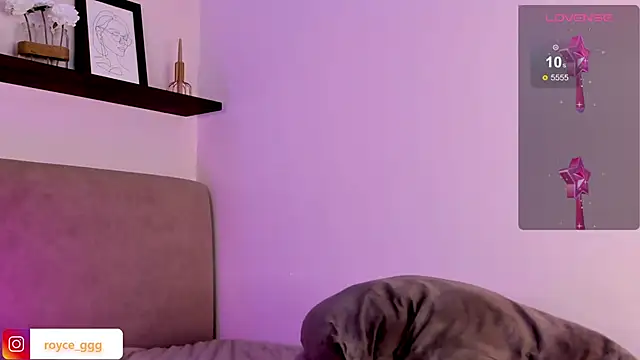 Snapshot of royce_ghost1 chatting on March 13, 12:56 pm royce ghost1 online show from March 13, 12:56 pm