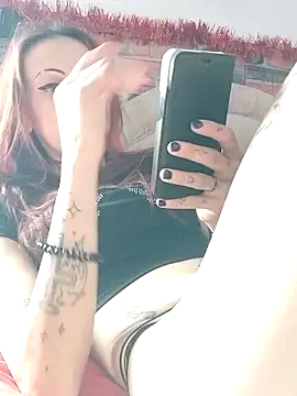 kriszy baby online show from December 4, 8:23 am