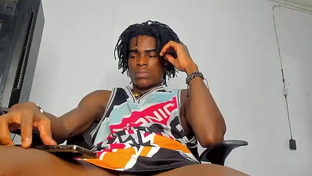 darwinjhonson online show from December 12, 10:24 am