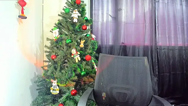 litle mily  online show from January 8, 9:55 pm