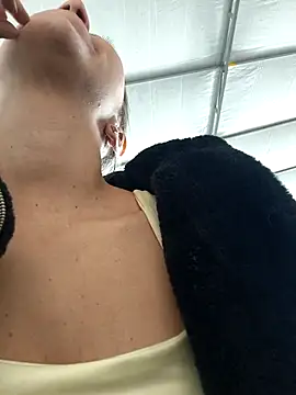 rachellboom online show from April 19, 5:45 pm