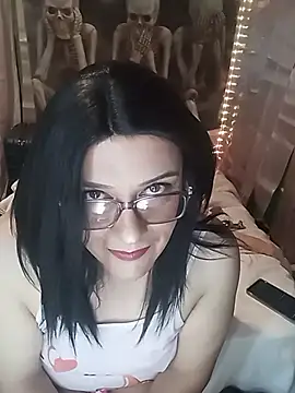 Snapshot of JOSSYANNE chatting on October 14, 4:13 am JOSSYANNE online show from October 14, 4:13 am