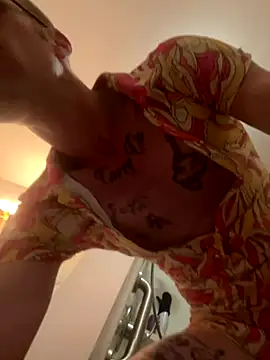 bentoverblonde online show from September 22, 5:59 pm