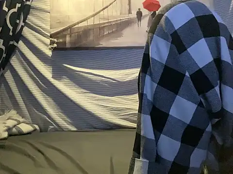 BigMac1596 online show from September 29, 11:37 am