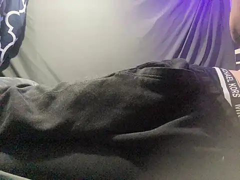 BigMac1596 online show from October 22, 12:16 pm