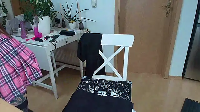 BrownieyQueen online show from February 7, 2:04 pm